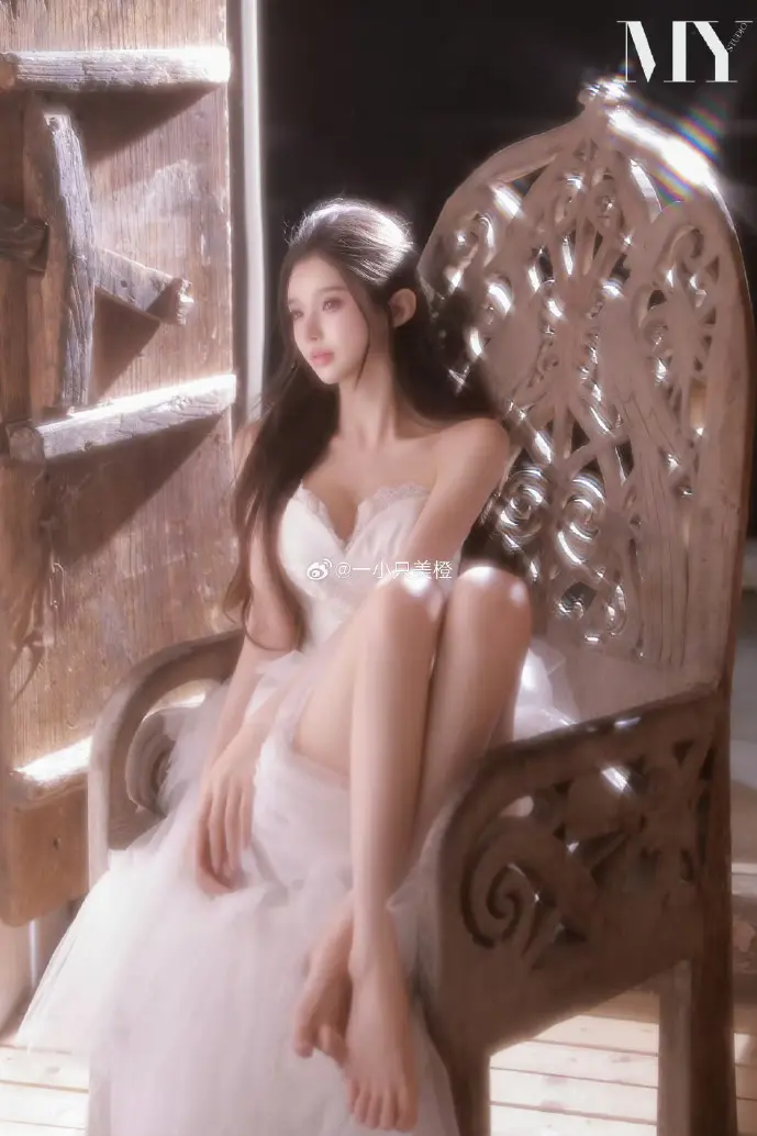 电子日历界面对比图