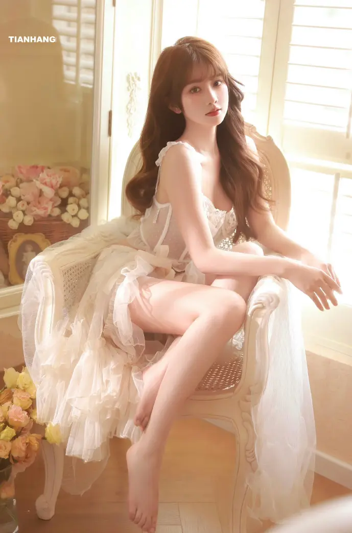 儿童观看儿歌MV场景